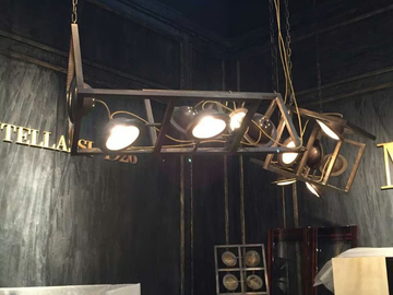 TOTÒ - Acid etched brass pendant lamp by Mantellassi 1926 - view 3